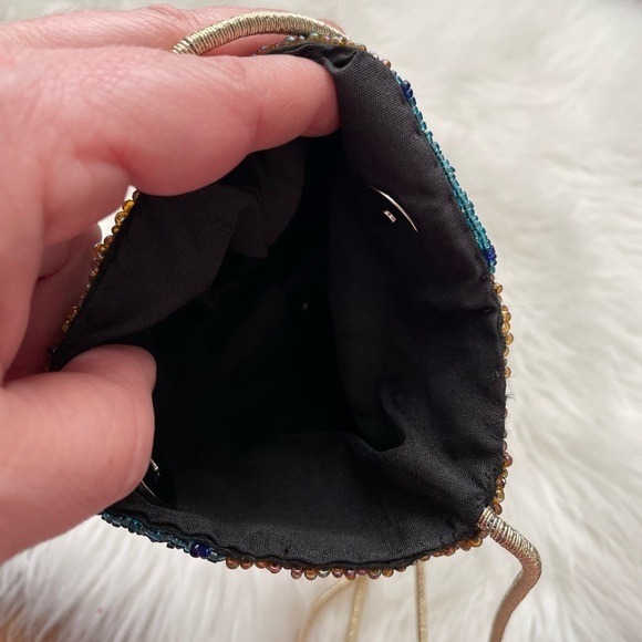 Beaded Crossbody Bag - Picture 5 of 7